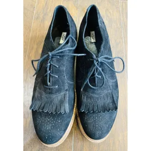 Ugg Bernett Oxfords - Size 8.5