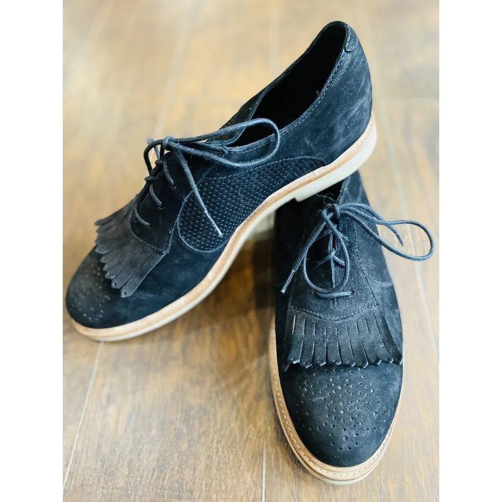 Ugg Bernett Oxfords - Size 8.5