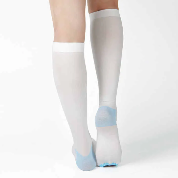 White Open Toe Knee -مفتوحة الأصابع